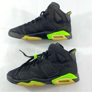 Nike Air Jordan 6 Retro GS 384665-003 Black Neon Green Youth Size 6.5Y Sneakers